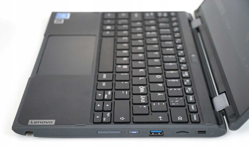 Tablet Chromebook Laptop Lenovo 300E Quad Core 4gb 128GB SSD - OKAZJA