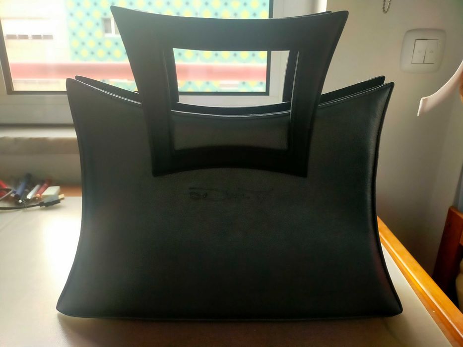 Mala Dona V - Mulher