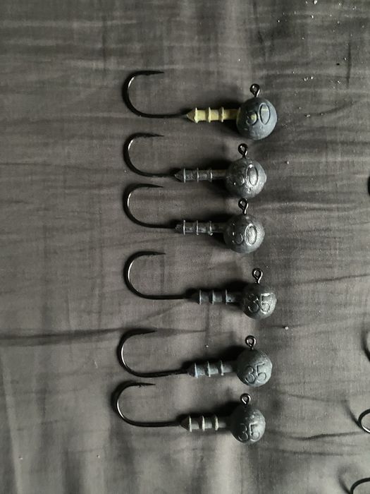 zestaw 50 główek jigowych mustad big game
