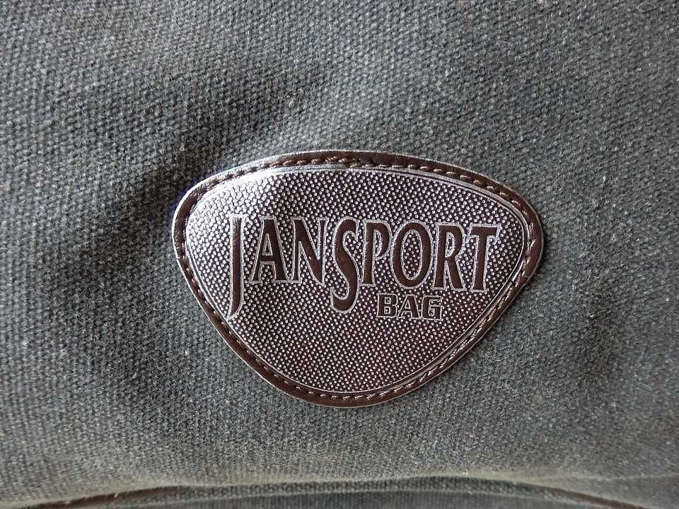 Duża torba turystyczna znanej Amerykańskiej firmy JanSport