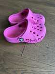 Crocs.   c7   roz 23