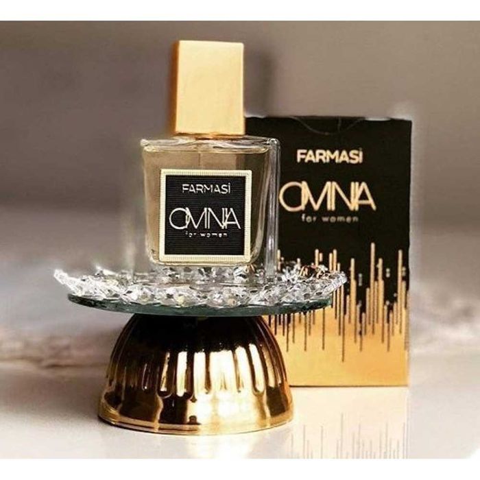 Аромат Omnia Farmasi