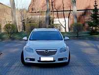 Opel Insignia 1.8 benzyna Zarejestrowany Bogate wyposażenie gwarancja