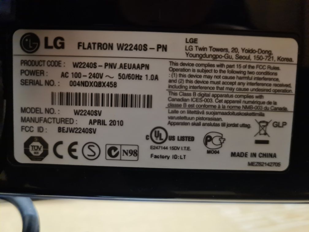 Monitor LG Flatron, HDMI 21,5 cala, Full HD 1920x1080, model W2240S