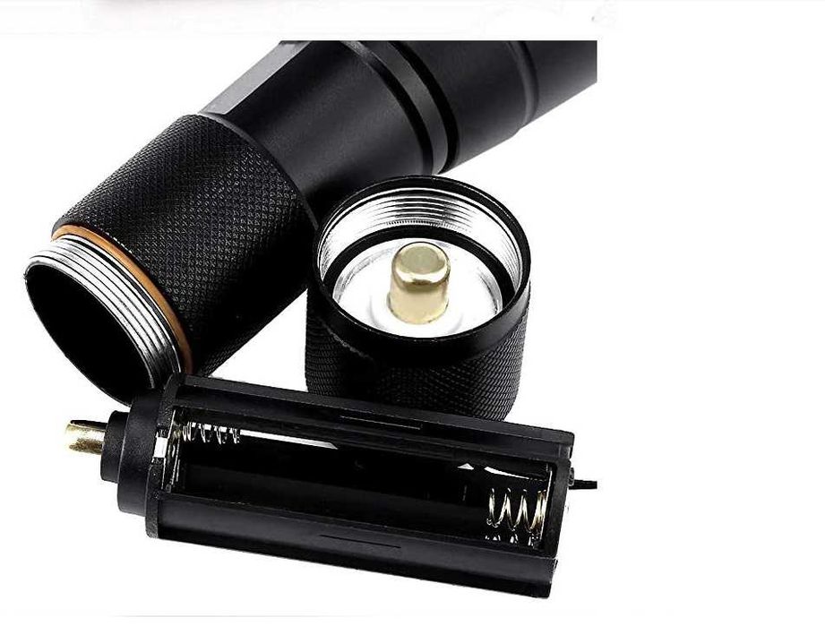 Фонарик Алюміній з Led- діодом T6 і акумулятором 18650 на 2000мАгодин