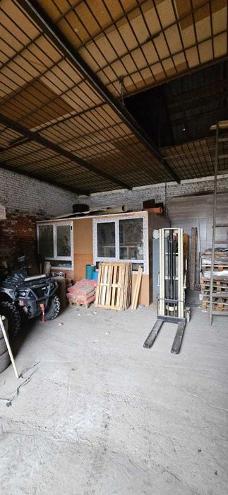 Склад бічна Стрийська