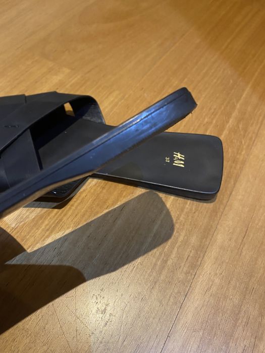 Chinelos pretos H&M 37