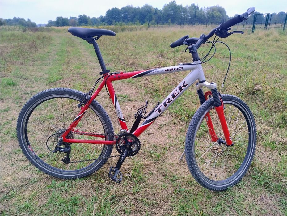 Rower Trek 4500 alpha, koła 26",  3x8 alivio