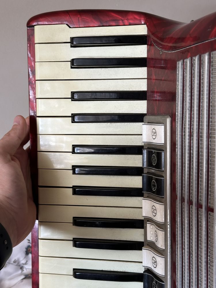 Akordeon Hohner Tango 2m - stan bardzo dobry!