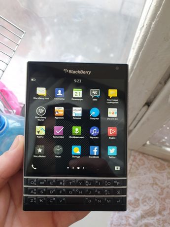 Blackberry Pasport