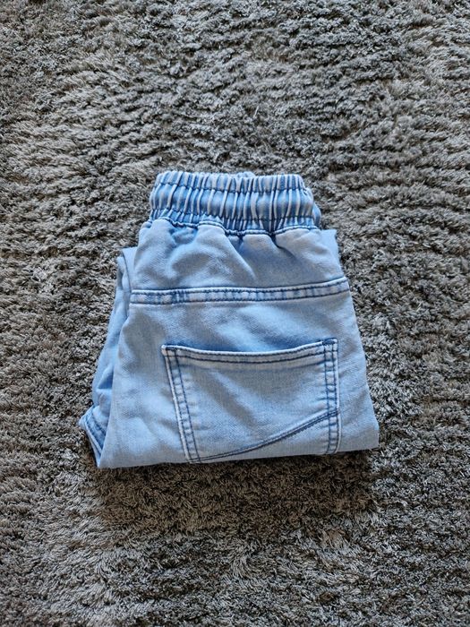 Jeansowe/ dżinsowe DZIECIĘCE spodnie joggery w roz 140