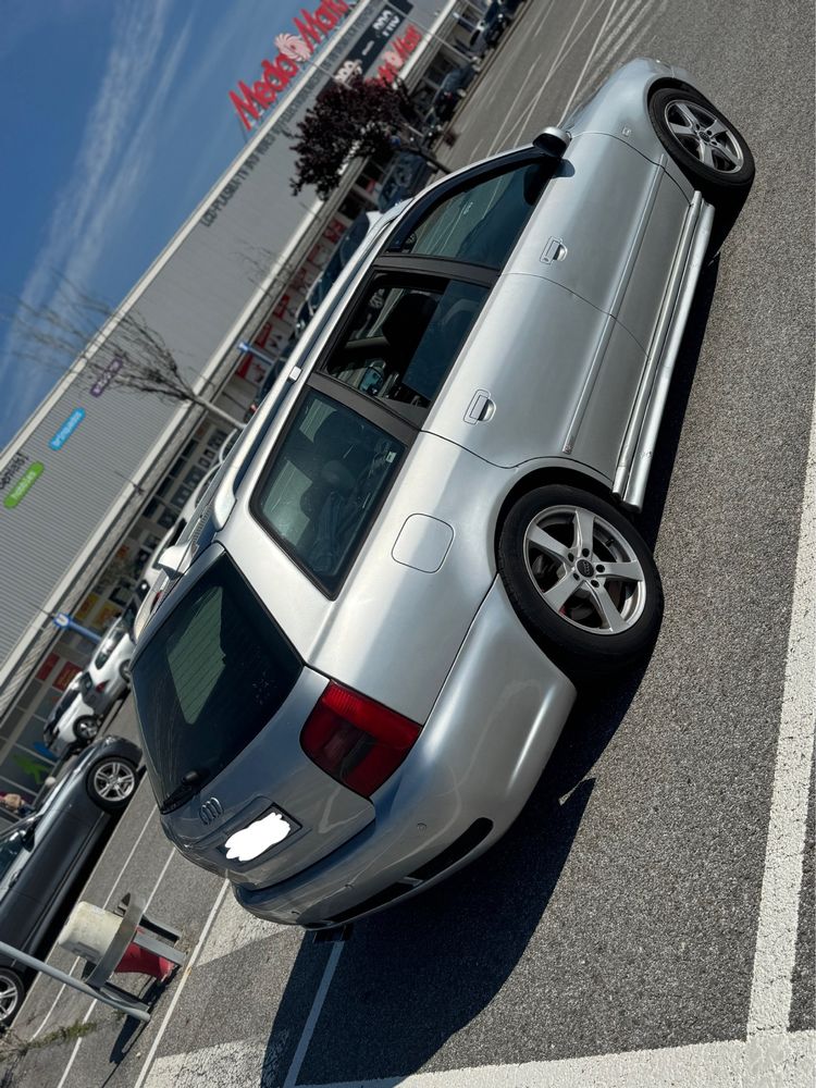 Audi A4 b5 1.9tdi 110cv com extras