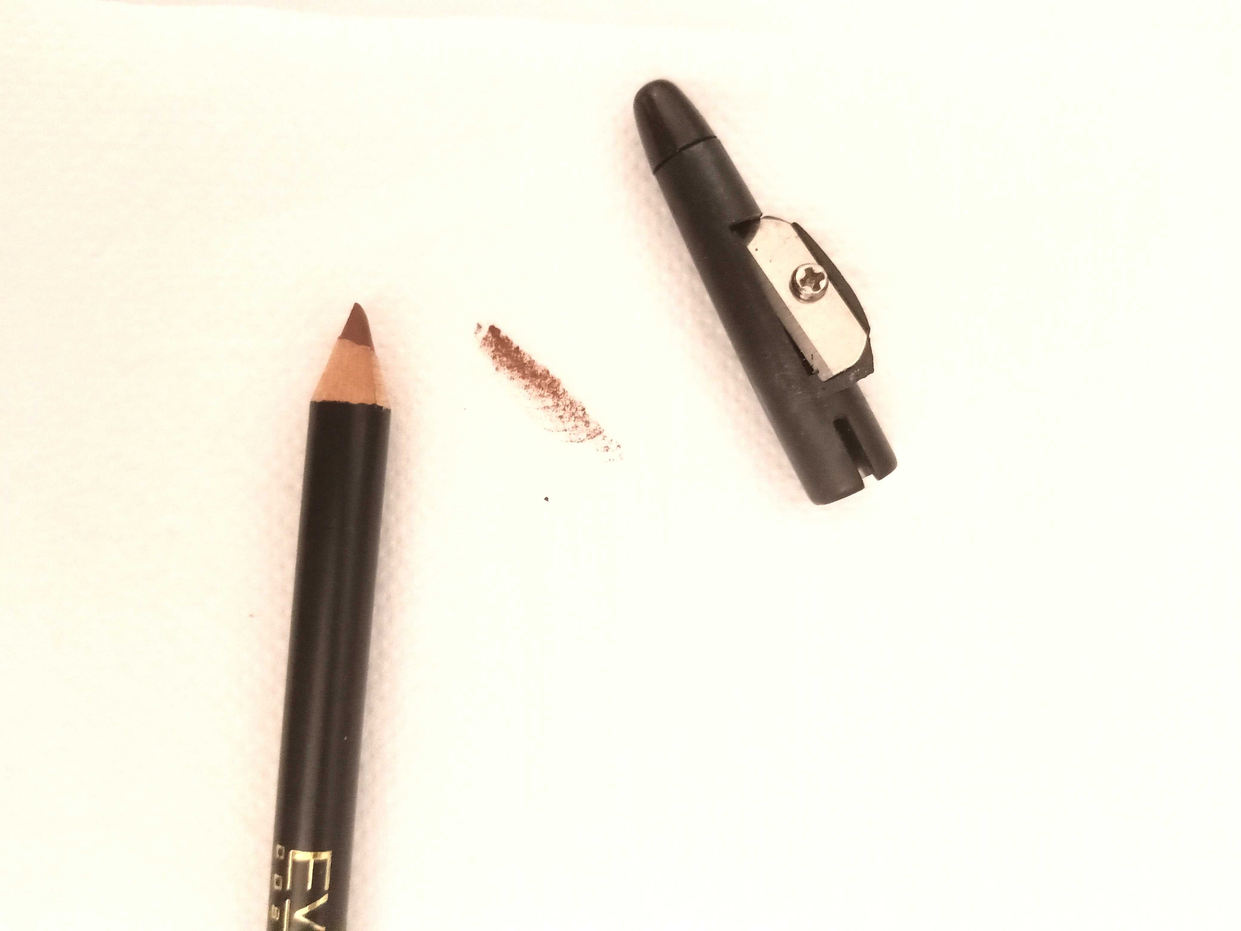 Lip Liner Eveline Cosmetics  Max Intense Colour kontur kredka do ust