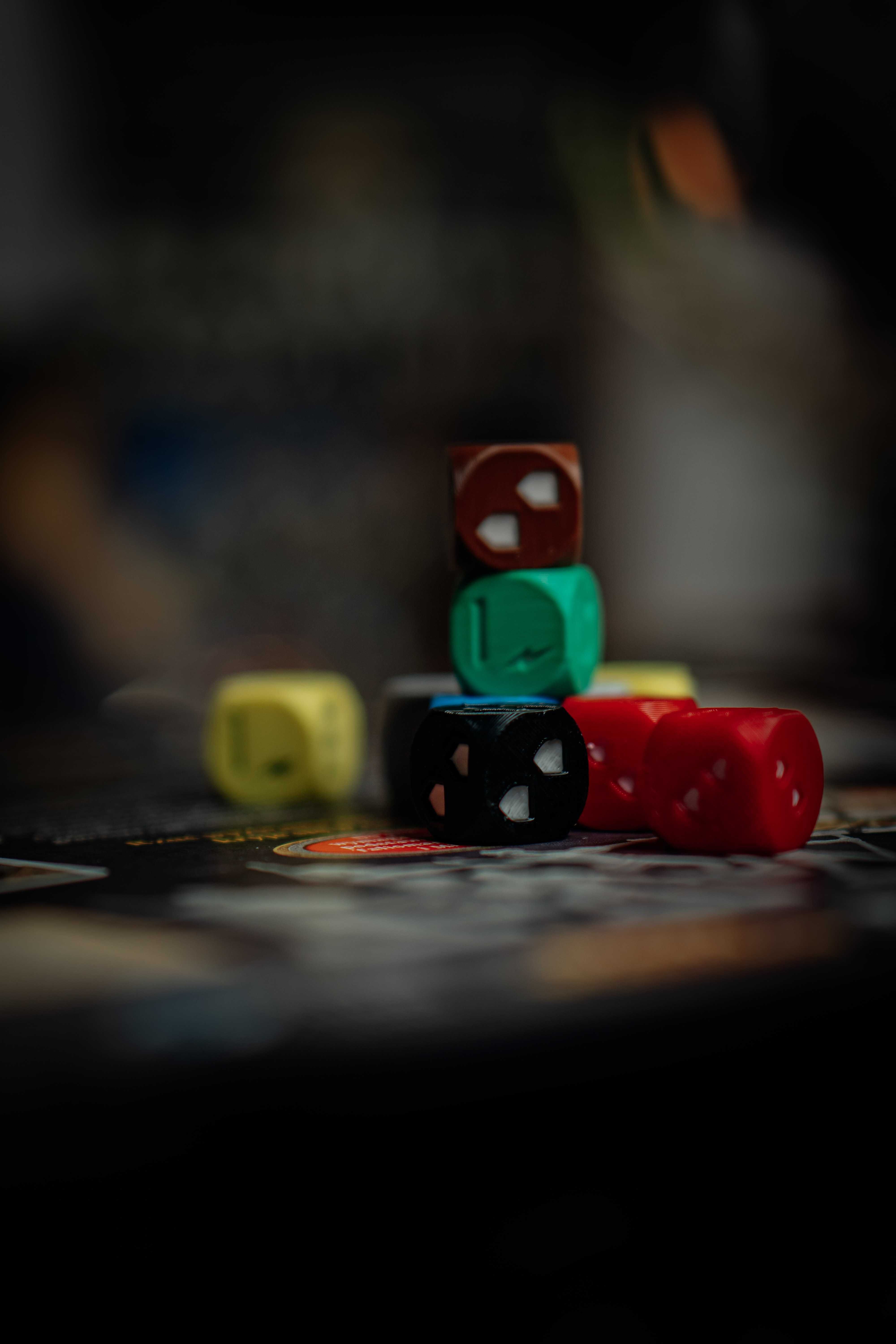 Zestaw kości druk 3D zgodny z Descent Wędrówki w Mroku
