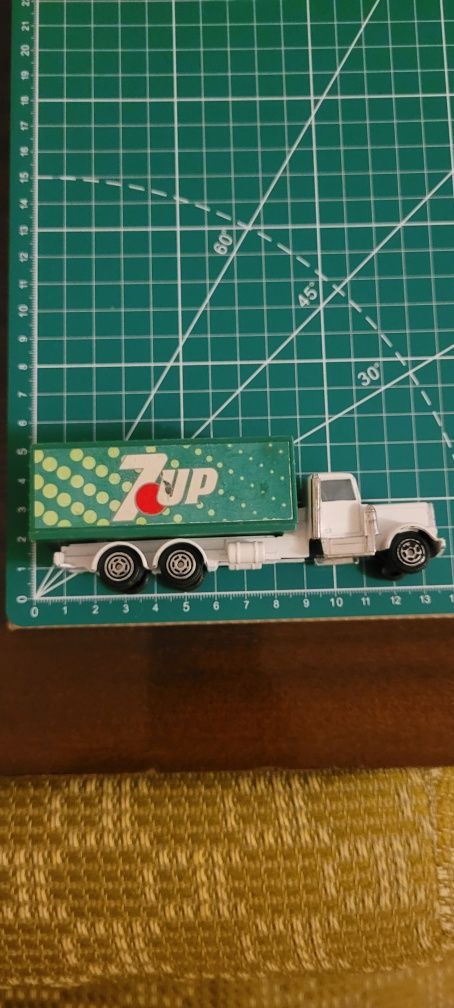 Kenworth Truck Corgi samochodzik