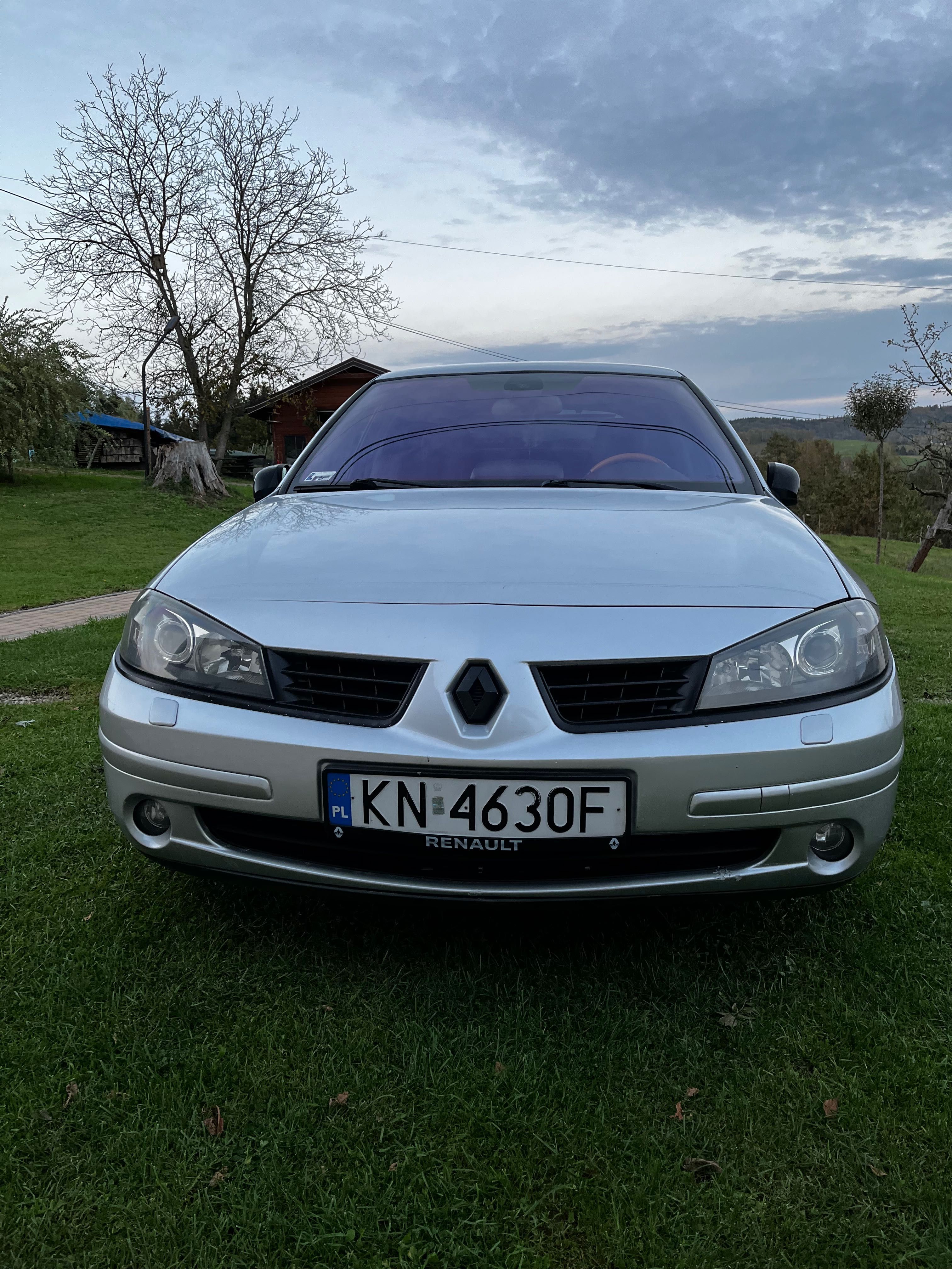 Sprzedam samochód Renault Laguna II LIFT  INITIALE PARIS