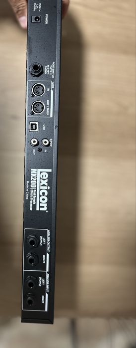 Lexicon MX200  kamera pogłosowa