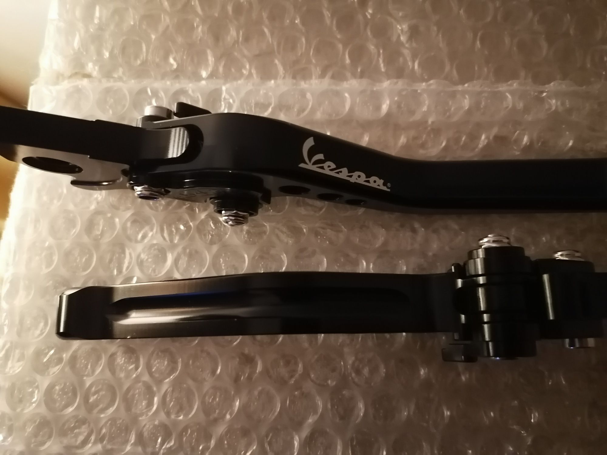 Manetes de travão reguláveis para Motorizadas Vespa