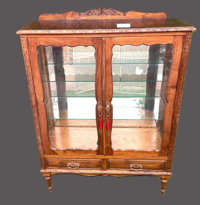 Movel cristaleira anos 60 bom estado geral  157X111X42 cm