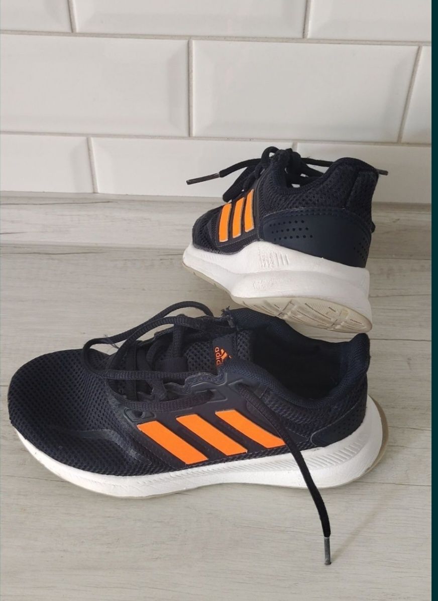 Оригинальные детские кроссовки Adidas Run Falcon 31 размер