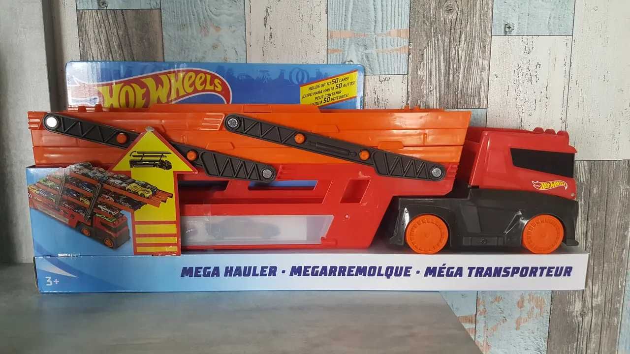 Автовоз для 50 машин Мега транспортер Hot Wheels Mega Hauler, Оригинал