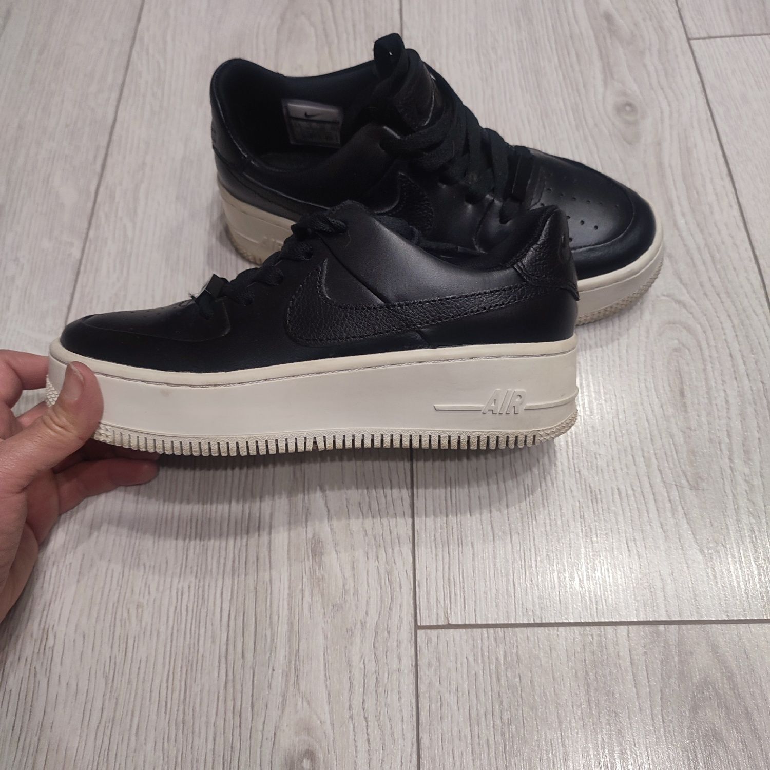 Кросівки Nike Air force 1 sage low оригінал