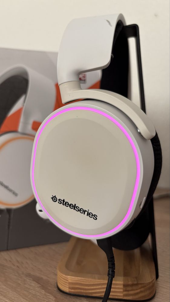 Навушники SteelSeries Arctis 5 2019 Edition White