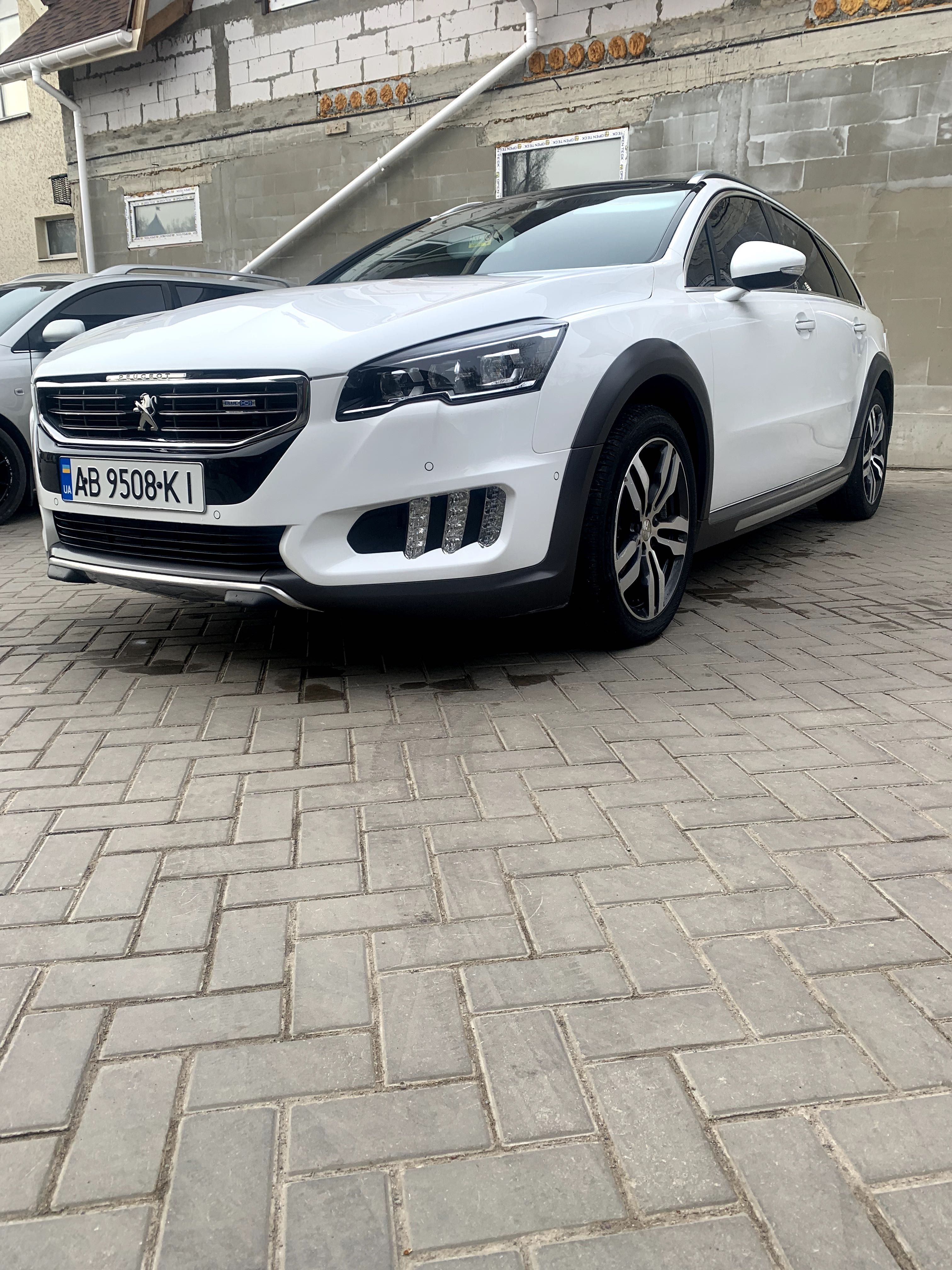 Продам Peugeot 508 RXH