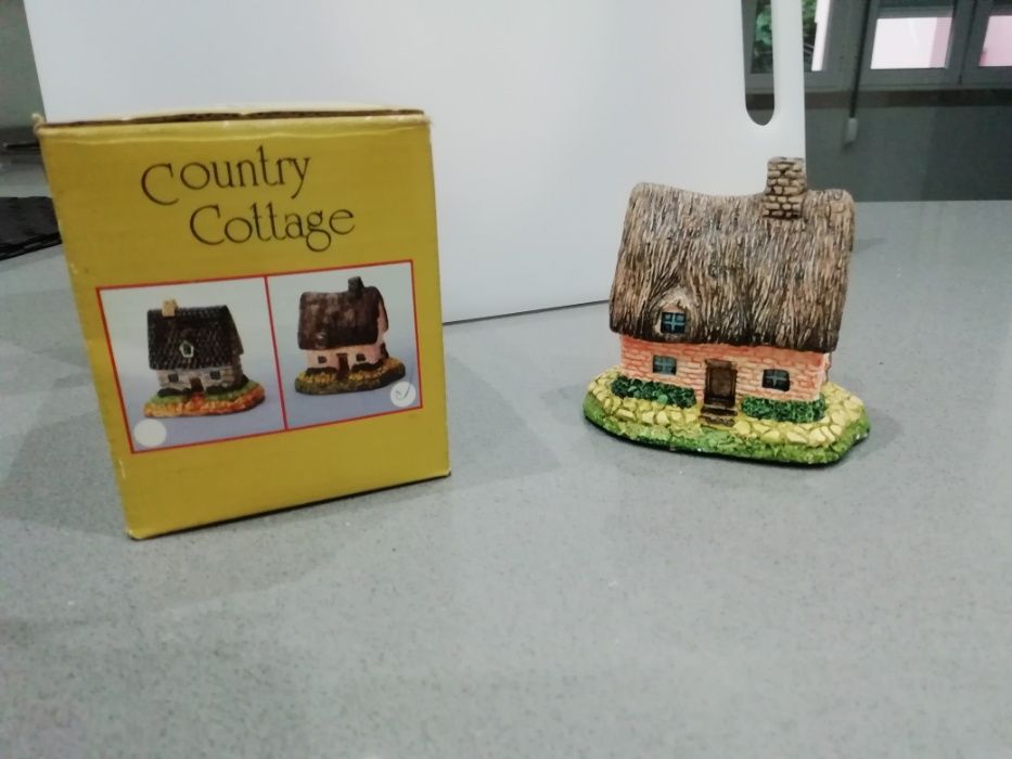 Casinha Miniatura "Country Cottage"