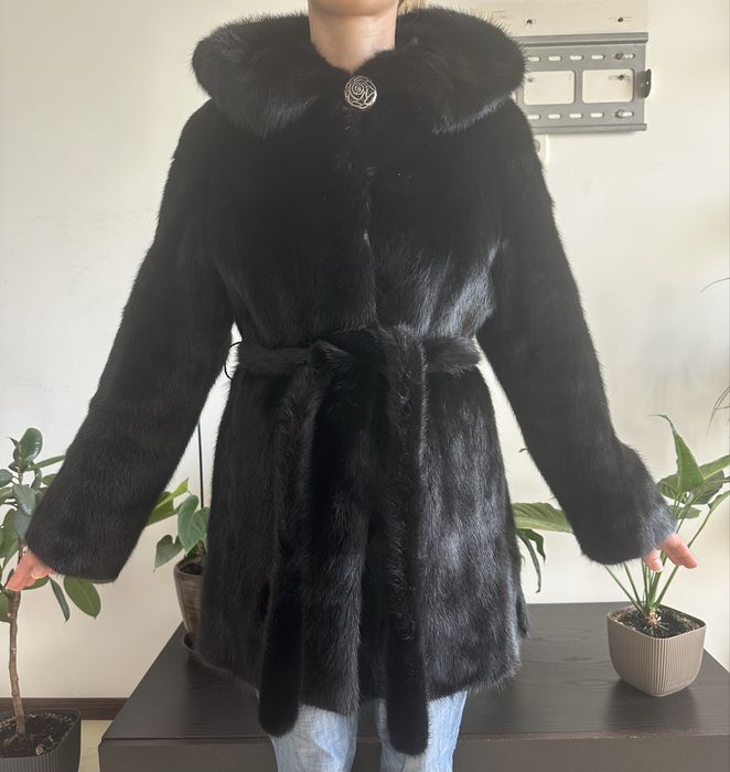 Норкова шубка Aierlana
