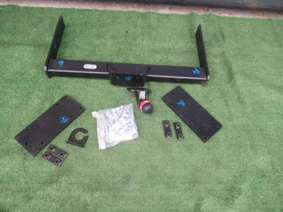 BELKA HAK HOLOWNICZY MERCEDES SPRINTER W906 2006-