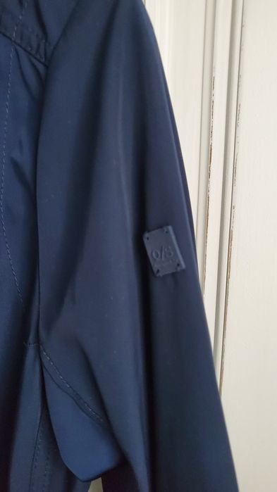 Trench klasyczny krótki