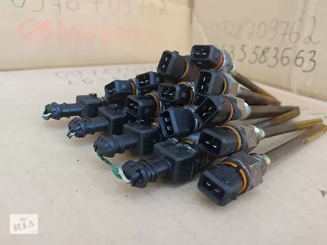 Датчик уровня масла renault 421391 1.2, 1.4 , 1.5, 1.6 , 1.8 ,1.9 рено