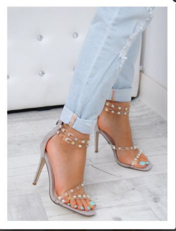 Szpilki transparentne