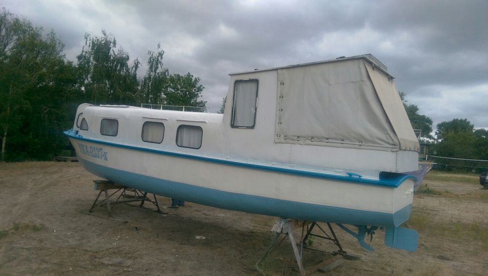 Катер металлический, 9м