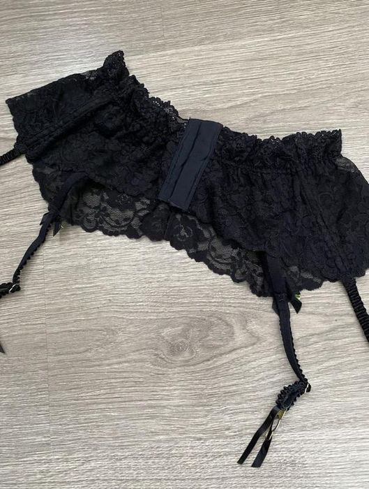 Вінтажний пояс до панчіх для чулок чорний мереживний корсет