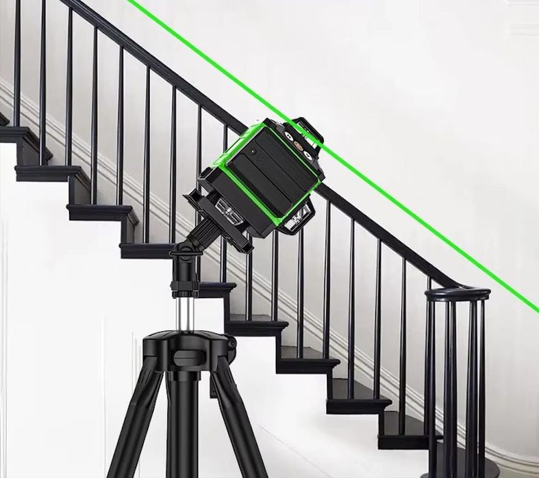 Poziomica Laserowa HILDA model 2026 16 LINII walizka STATYW 2x akt