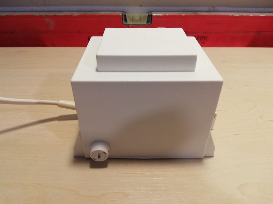 Zasilacz, transformator 230-12v Dometic