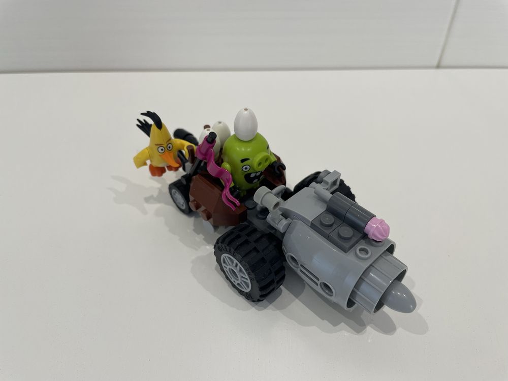 LEGO Angry Birds PIGGY CAR ESCAPE 75821 RARO