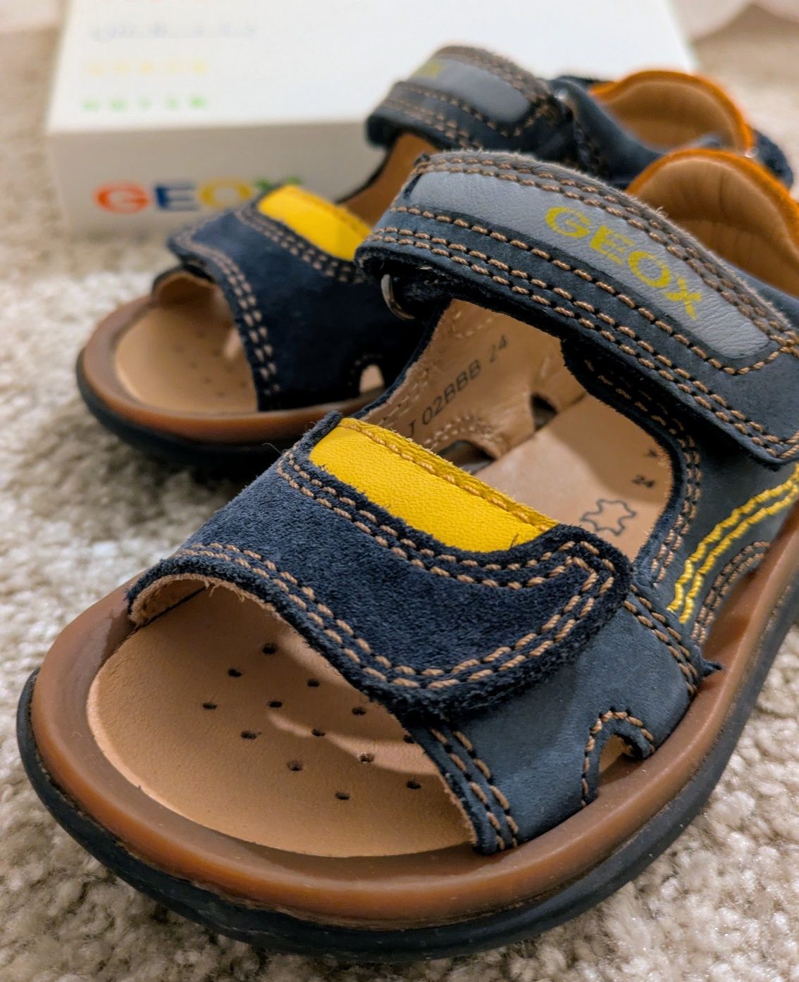 Sandálias Geox J Sandal Lipari Boy tam.24 - Como Novas