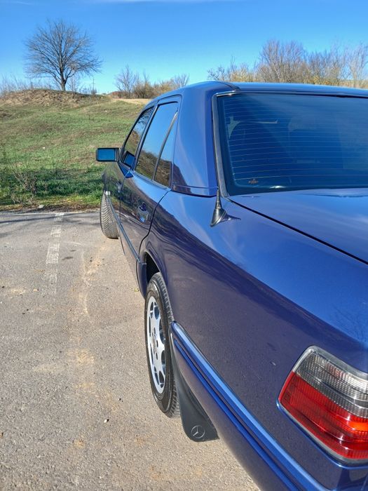 Мерс 124 в нормальном состоянии