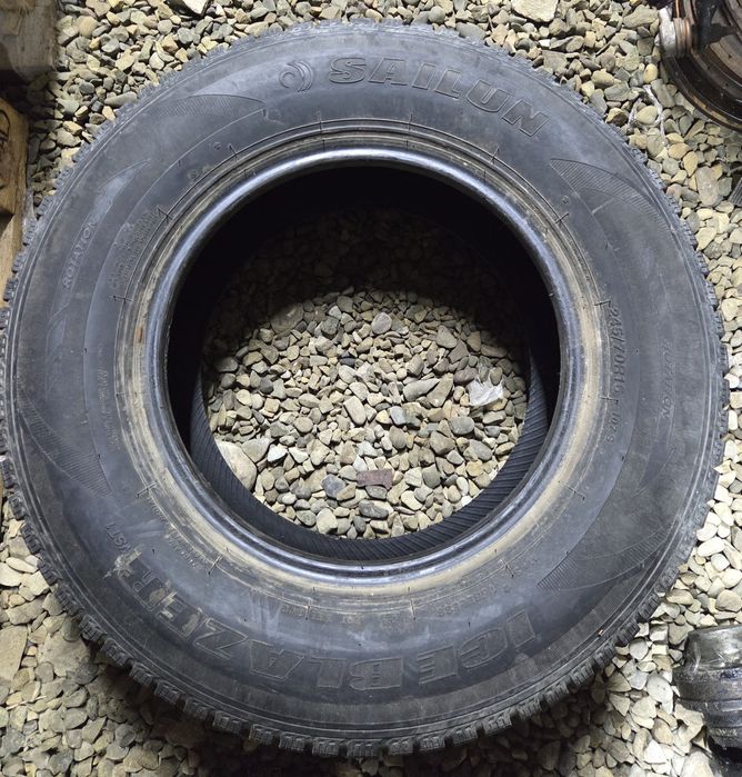 Шина шини зимові резина колеса 245 70 16