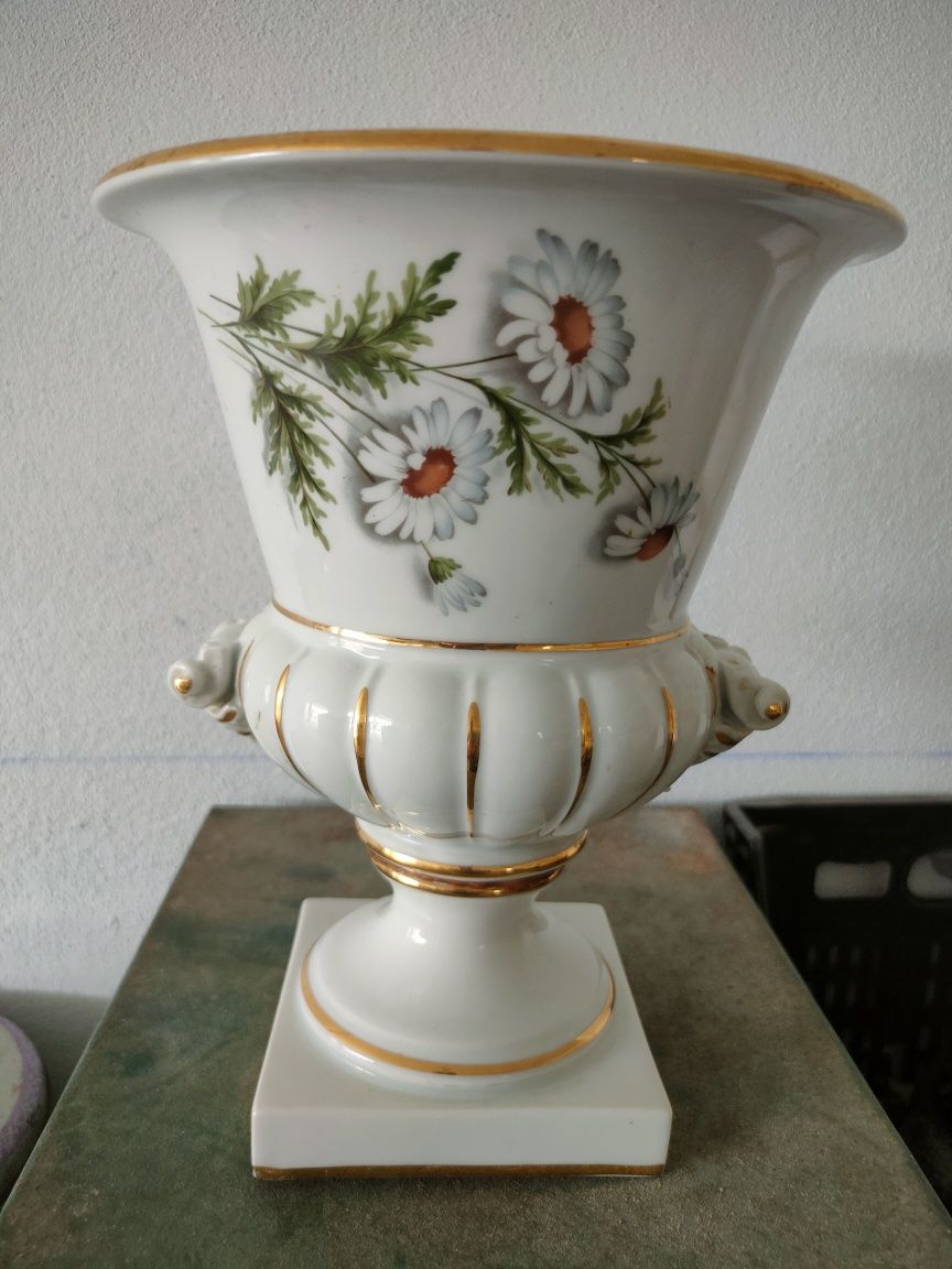Vaso/jarra/pote para flores.