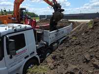 Transport materiałów sypkich  oraz towarów , HDS , Koparko - Ładowarka