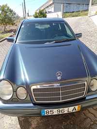 Carro Mercedes-Benz E250