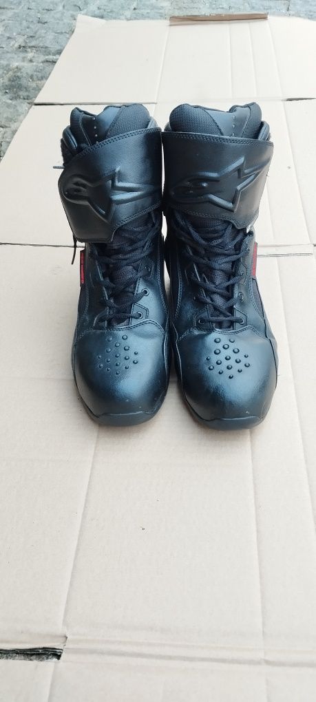 Botas alpinestars ,dainese T:45 e colete lombar