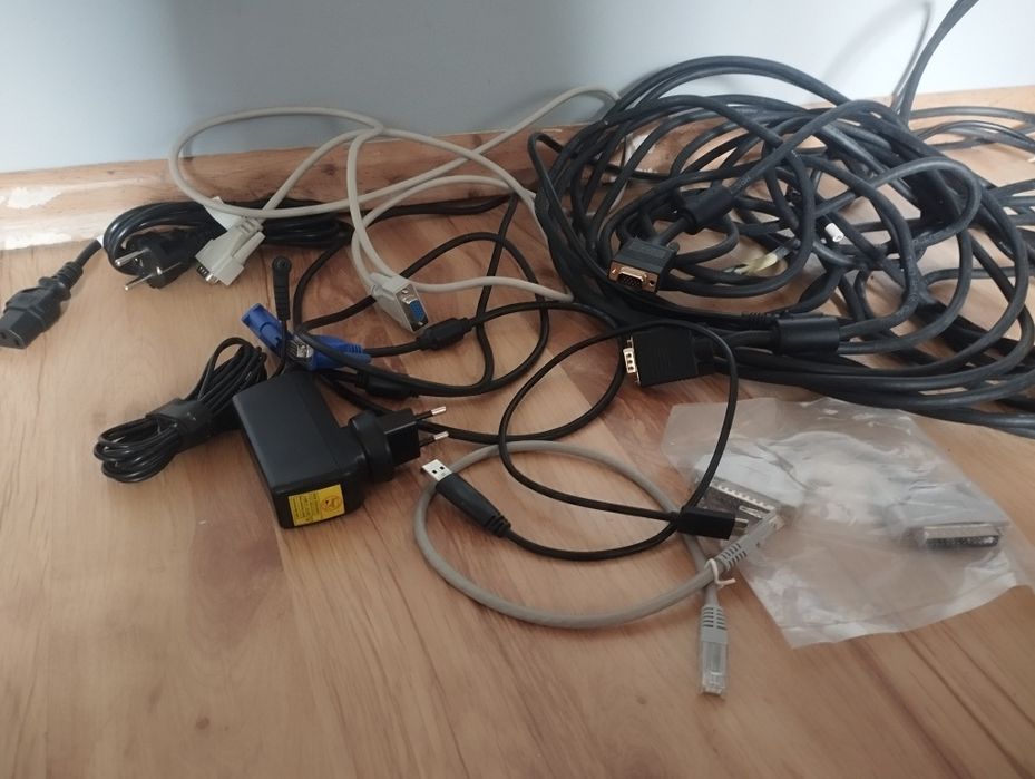 Kable do komputera rzutnika mix informatyka komputery elektryka