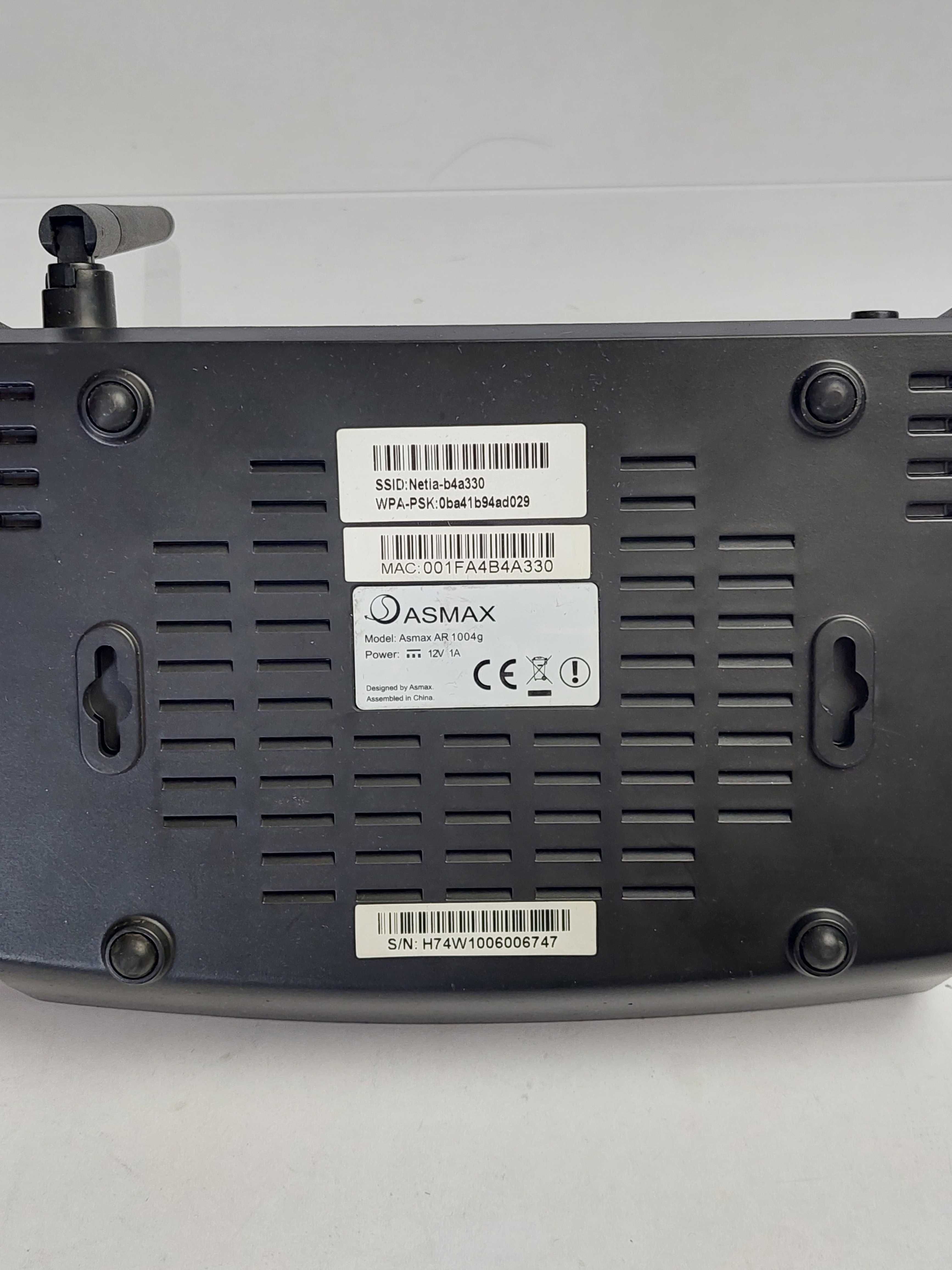Router , modem  Asmax  AR- 1004 g