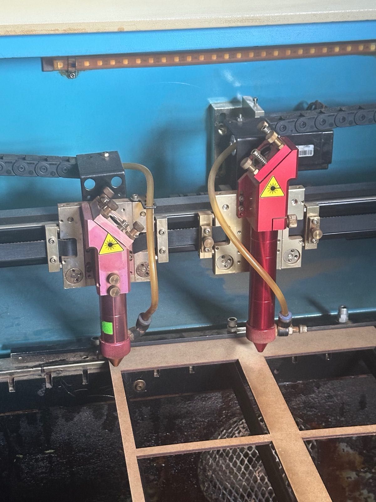 Продается БУ лазерный станок Standard 9060, двухголовый