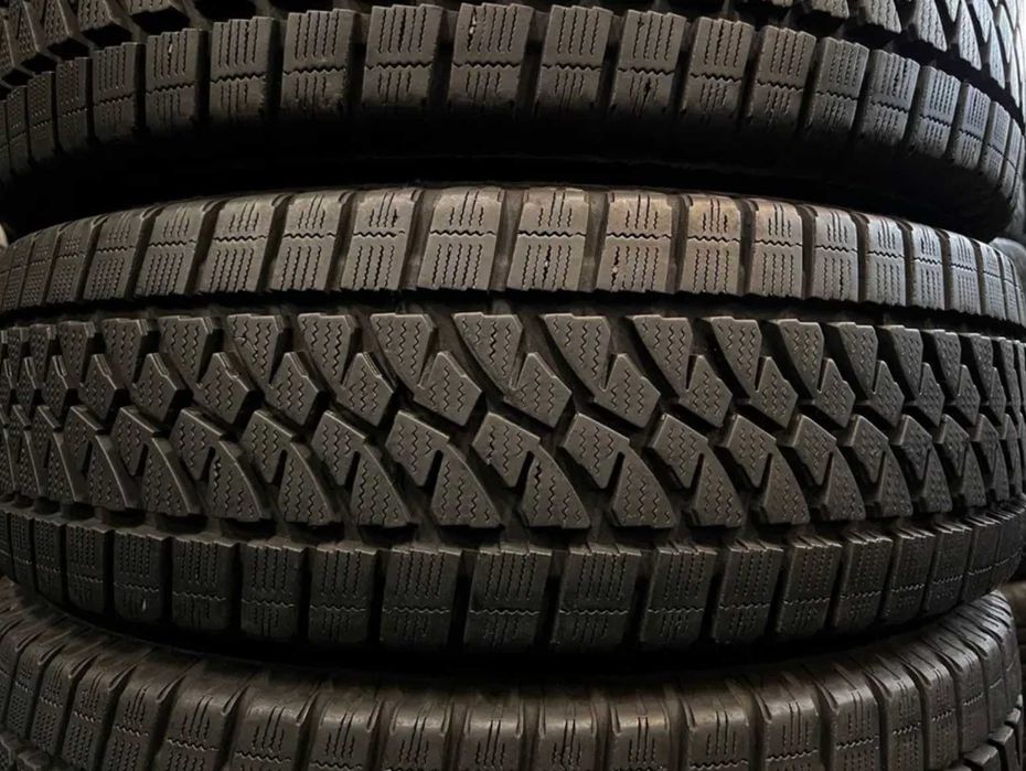 225/75 R16C BRIDGESTONE BLIZZAK W810 (99% прот) 205 215 235 65